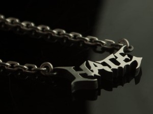 hate_necklace_v1.jpg