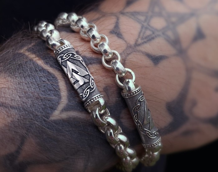 VALKNUT_bracelet_viking.jpg