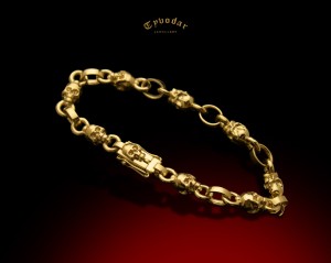 gold_skull_bracelet_v6.jpg
