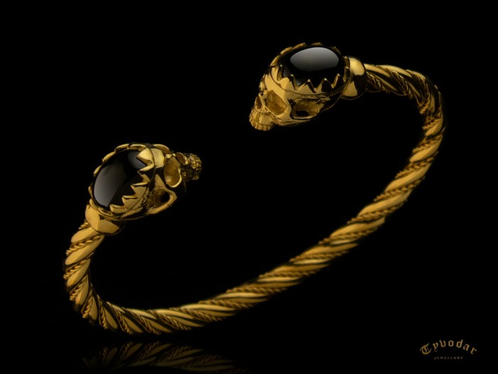 onyx_skull_bracelet_v2.jpg