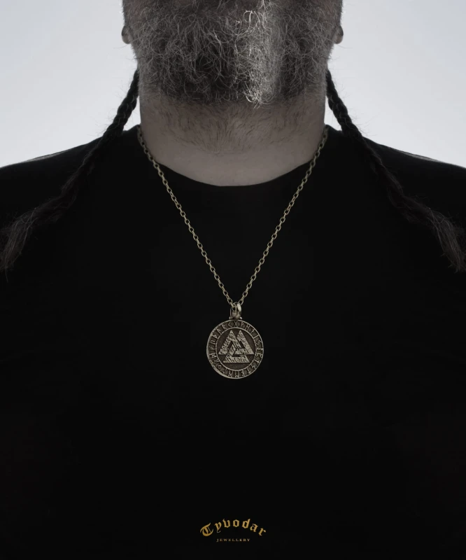 valknut_v77.jpg
