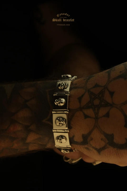 skull_bracelet_v5.jpg