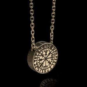 VEGVISIR_necklace_04.jpg