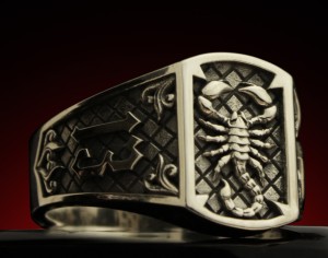 Argentum Scorpius  |  Sygnet  ze skorpionem | Srebro 925 | TYVODAR