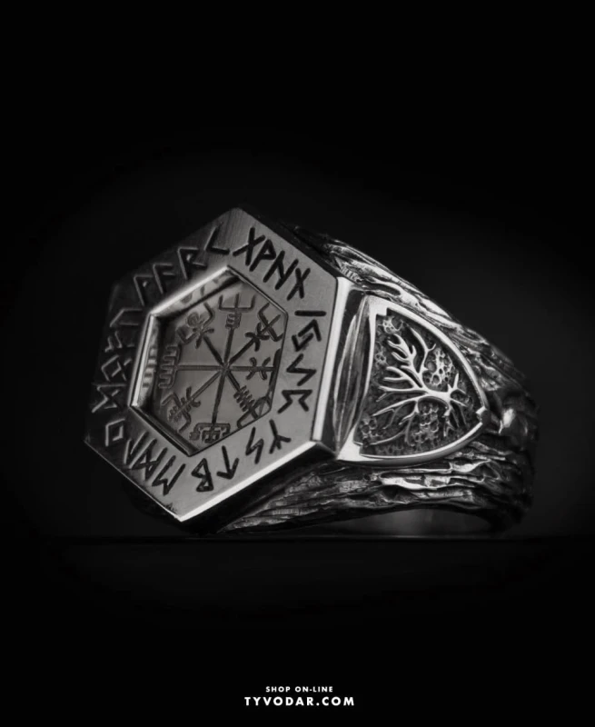 Gold_vegvisir_ring_v2.jpg