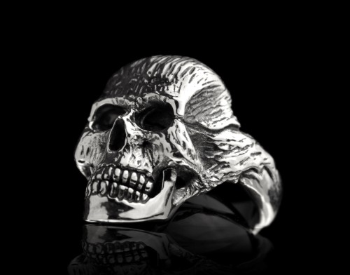 GOLD SKULL RING | TYVODAR