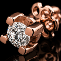  Gold Diamond-Studded Earrings | TYVODAR