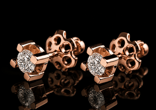  Gold Diamond-Studded Earrings | TYVODAR