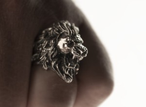 lion_ring_v5.jpg