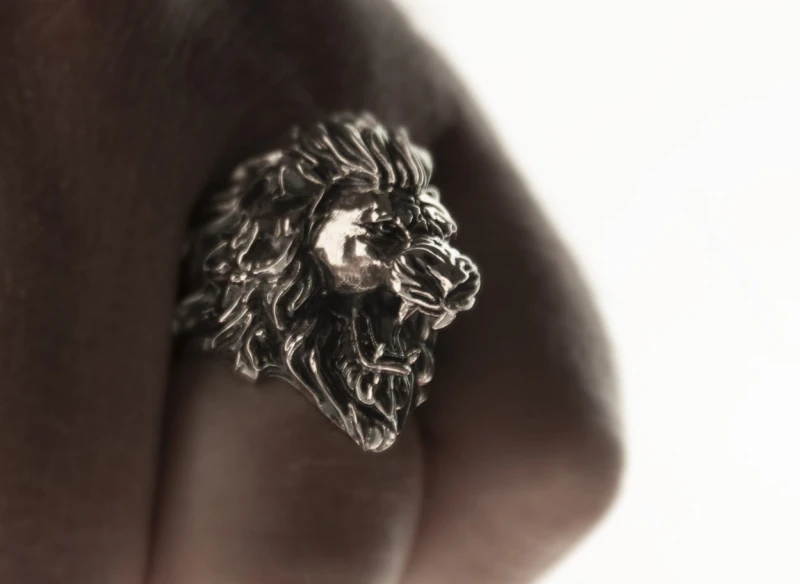 lion_ring_v5.jpg