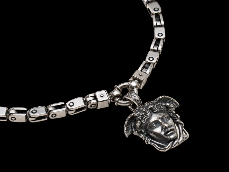 Biomechanical silver chain | MEDUSA PENDANT | TYVODAR