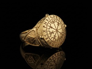 VEGVISIR | Sygnet z kompasem wikingów | Złoto 585 | TYVODAR
