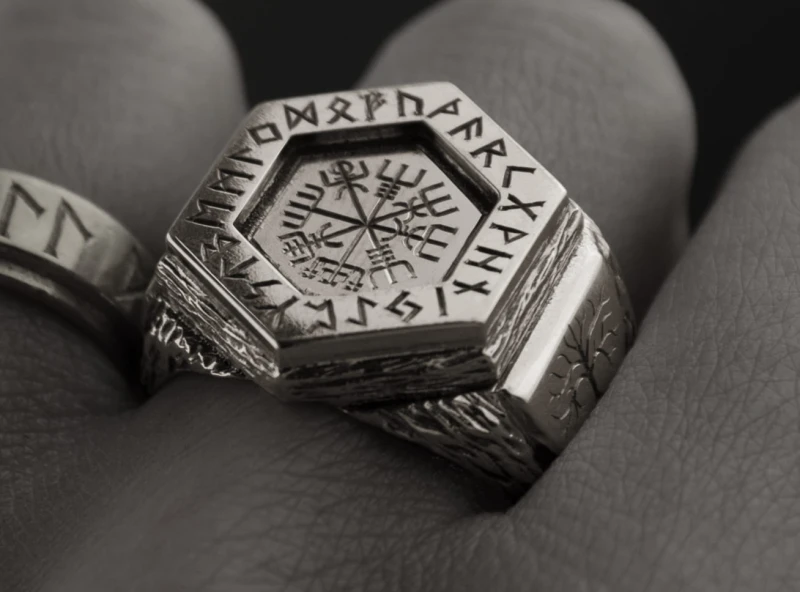 viking_rune_ring_v2.jpg