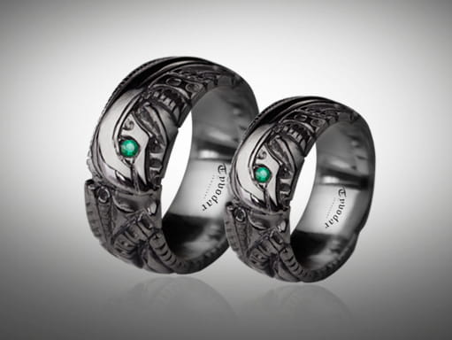 black_wedding_rings.jpg