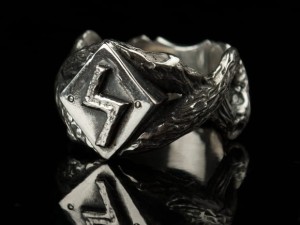 viking_ring.jpg