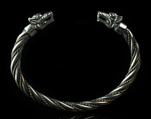 viking_bracelet.jpg