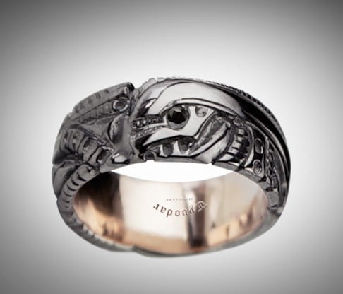 Black diamond biomechanical ring | TYVODAR