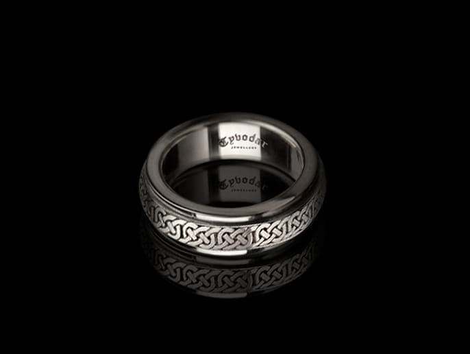 slavic_wedding_ring.jpg