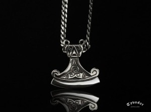 PERUN_PENDANT_NECKLACE.jpg