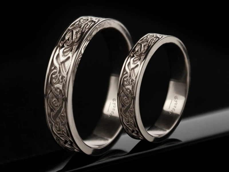 viking_withe_gold_ring_04.jpg