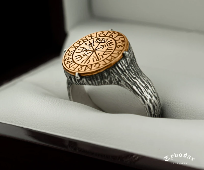 viking_ring.jpg