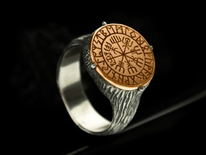 viking_ring_compass_01.jpg