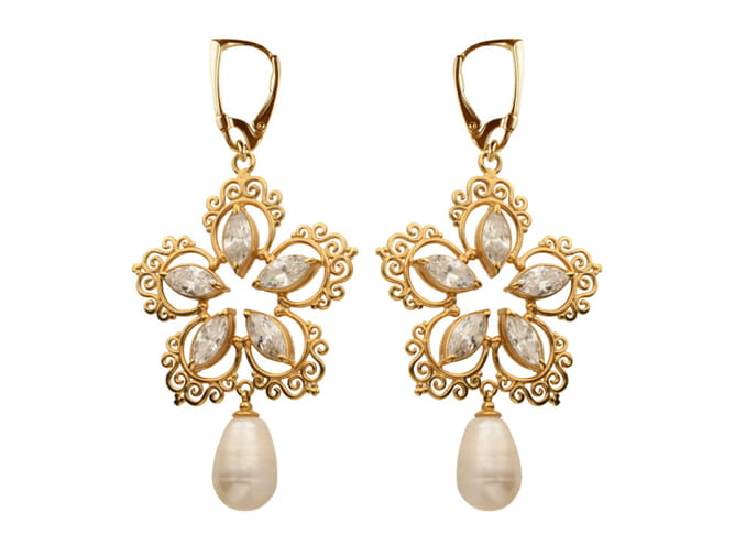 pearl_earrings.jpg