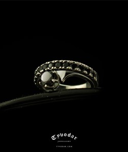 black_diamond_engagement_ring_v2.jpg