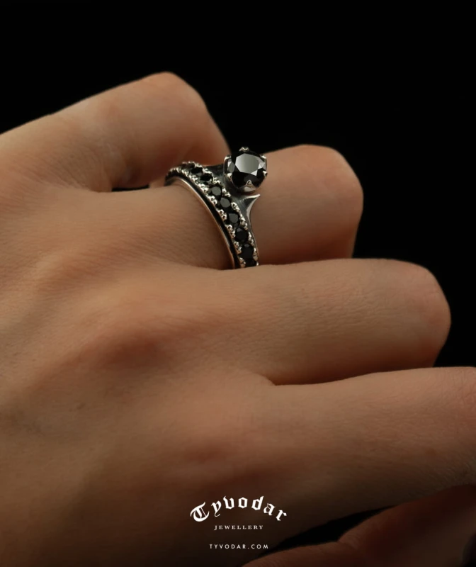 black_diamond_engagement_ring_v4.jpg