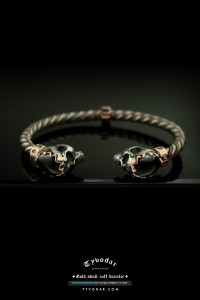 gold_skull_cuff_bracelet.jpg