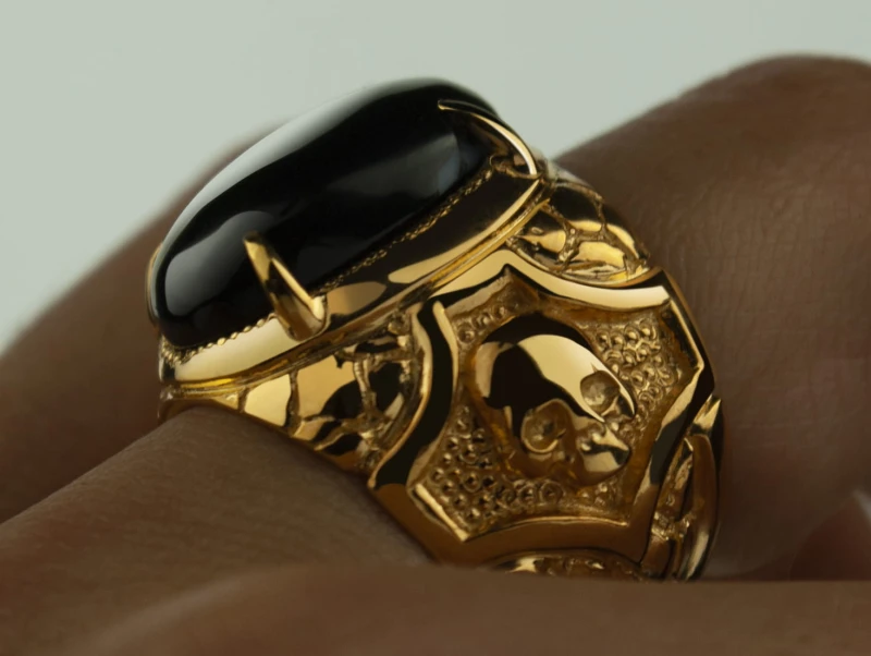 gold_skull_ring_black_onyx.jpg