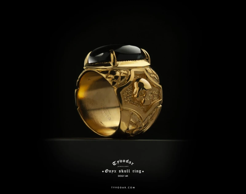 gold_onyx_skull_ring.jpg
