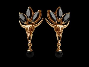 gold_skull_earrings_v2.jpg