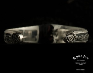 VEGVISIR_bracelet_silver_v7.jpg