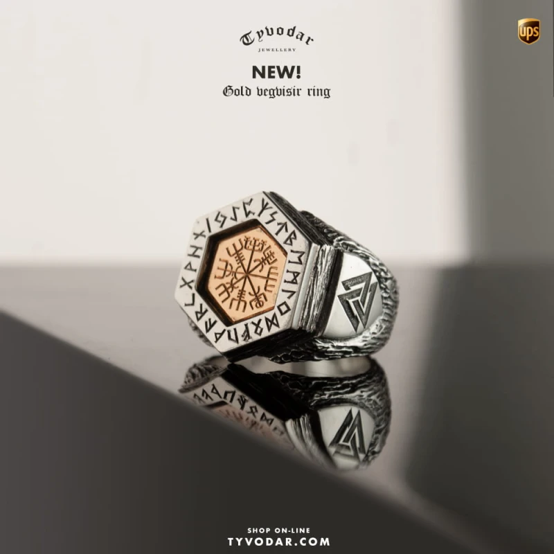 Gold vegvisir ring_v6.jpg