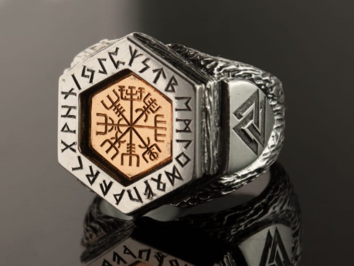 Gold_gold_14k_vegvisir.jpg