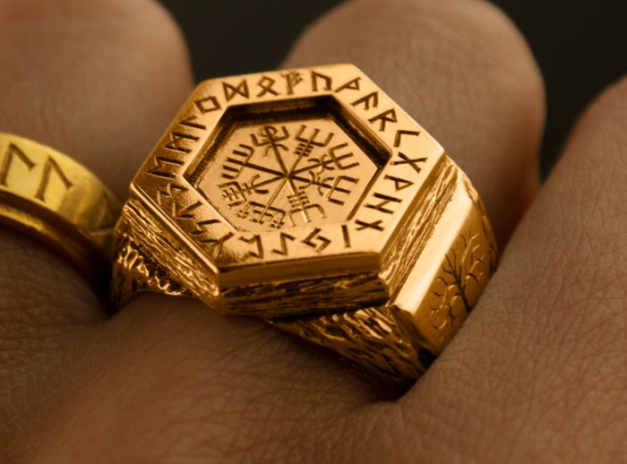 gold_14k_rune_ring_v1.jpg