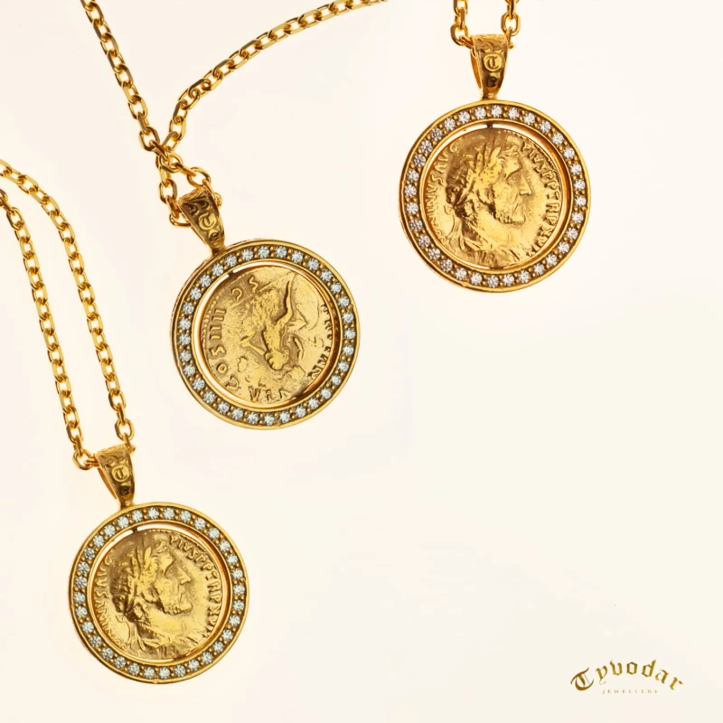 gold_coin_necklace_v1.jpg