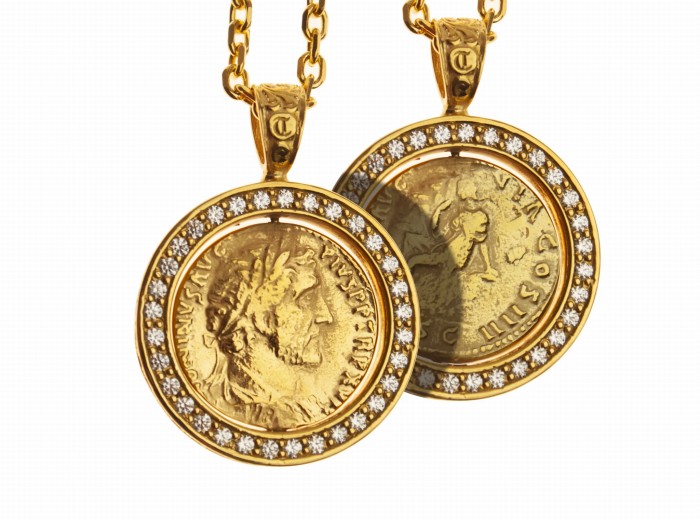 gold_coin_necklace.jpg