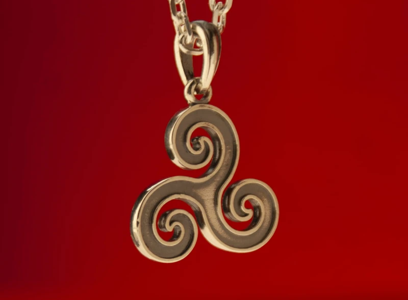 Triskelion_v4.jpg