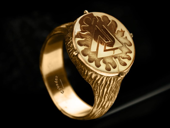 valknut_gold_ring7.jpg