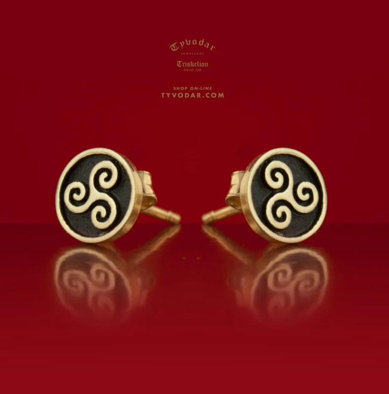Triskelion_earrings.jpg