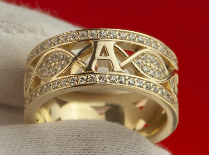 Personalized ring_777.jpg