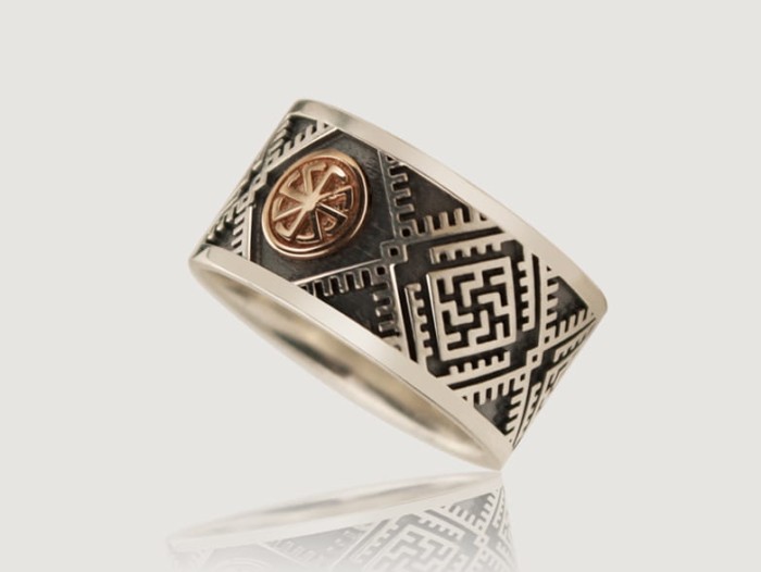 gold_kolovrat_ring_v1.jpg