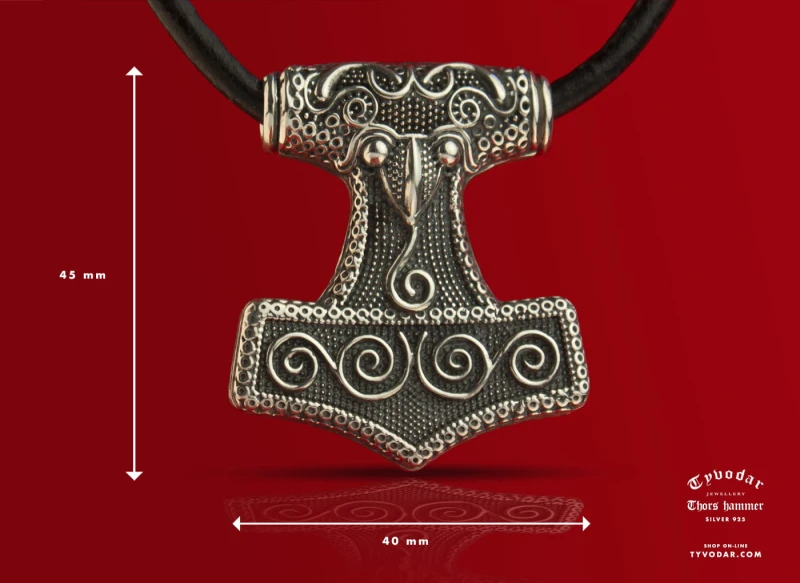 Thors hammer pendant_4.jpg