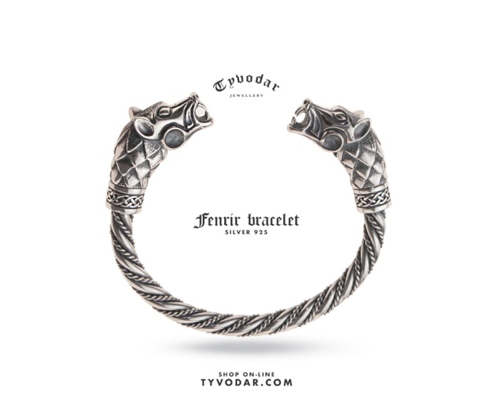 fenrir_viking_bracelet_v1.jpg