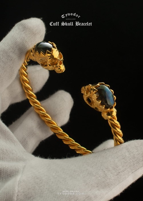 cuff_skull_bracelet_v5.jpg