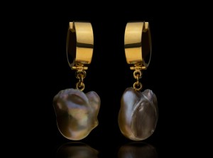 earrings_pearl_v3.jpg