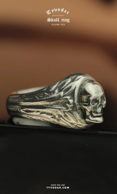 skull ring | TYVODAR_02.jpg