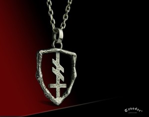 hate_official_necklace_tyvodar_07.jpg